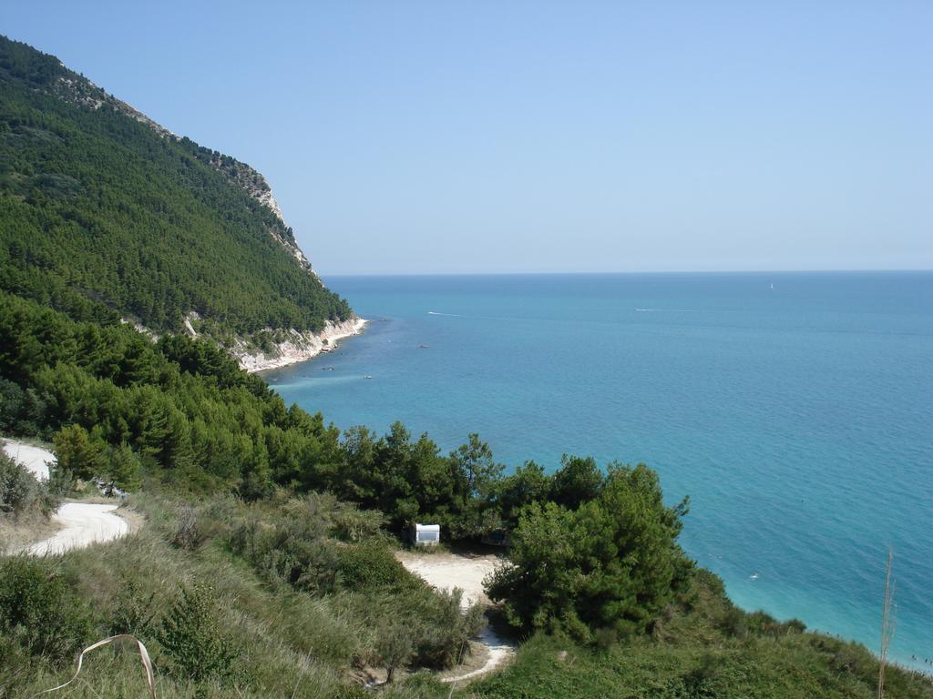 Il Vicolo Relais Bed & Breakfast Sirolo Luaran gambar